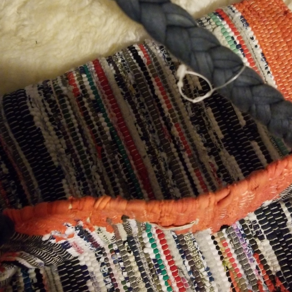 Ecote Multi Colored Rug Tote - Picture 3 of 6